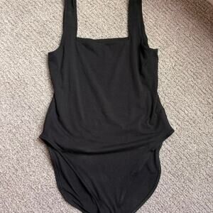 Old navy black square